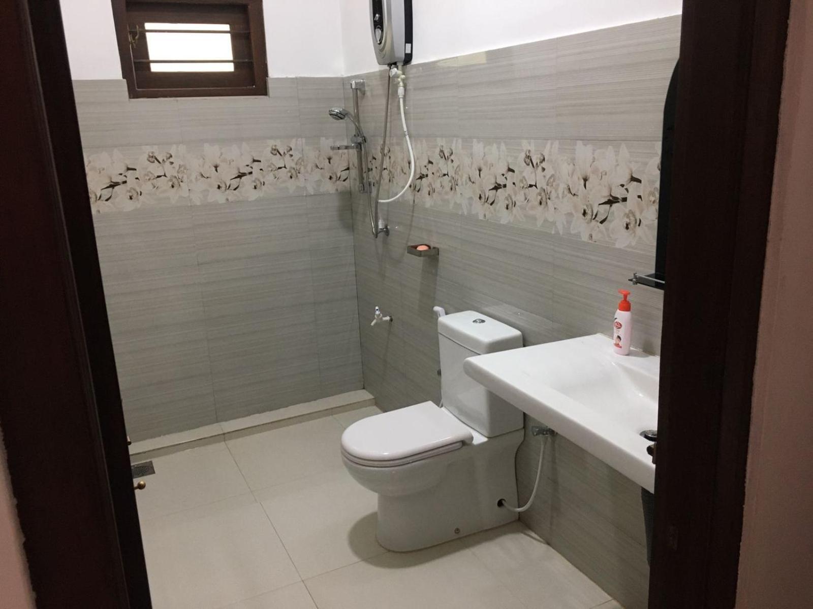 Katunayaka Bosadi Homestay מראה חיצוני תמונה